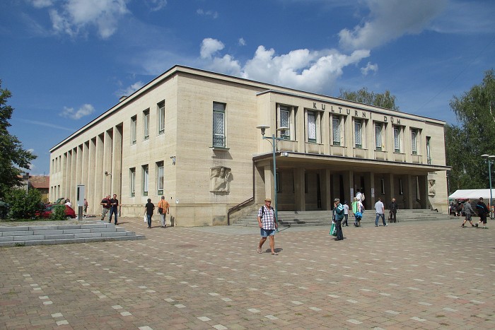 img00027.jpg