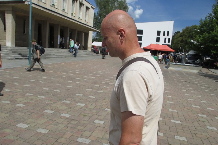 img00028.jpg