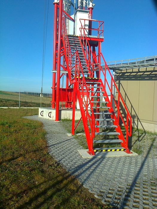 img00009.jpg